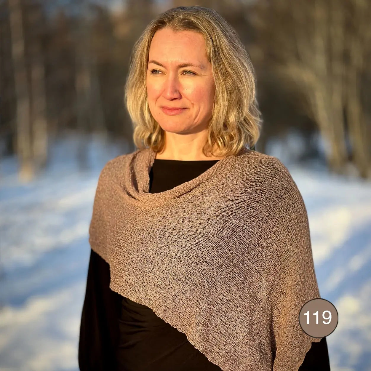 Ella Cape - Vår populära finstickade Cape i många färger | Ulla Jacobsson Kläder