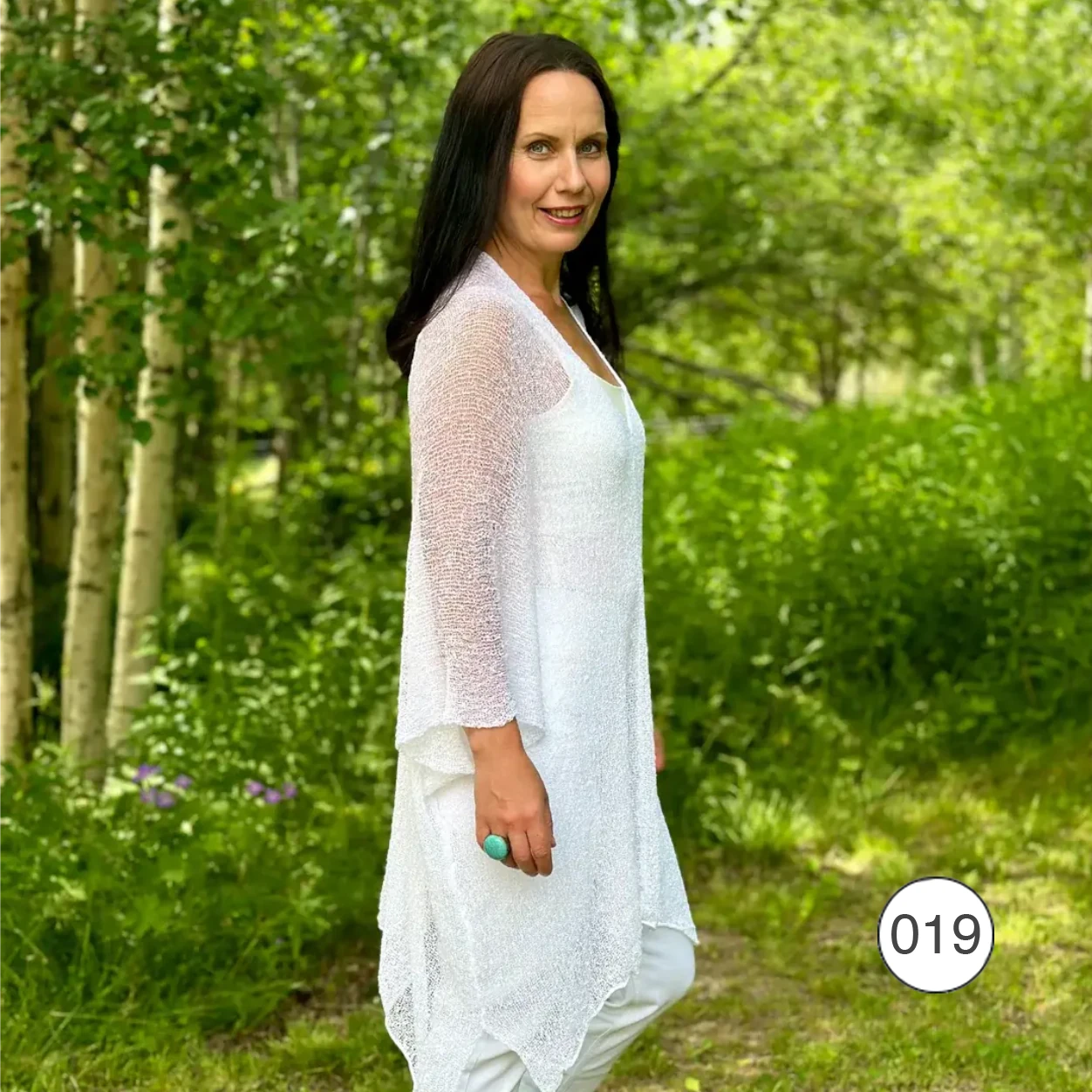 Idun Tunika - Finstickad oversized tunika i många färger | Ulla Jacobsson Kläder