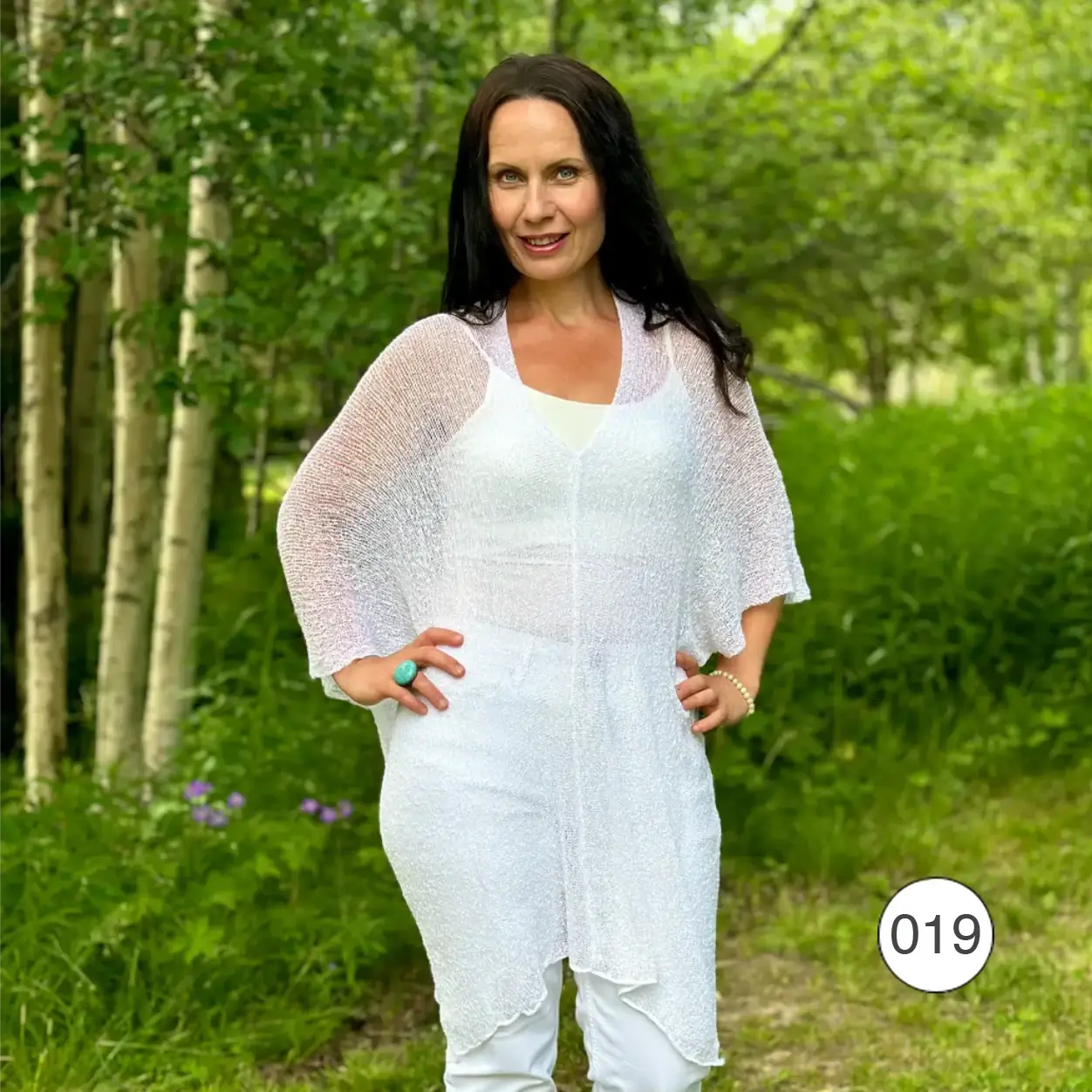 Idun Tunika - Finstickad oversized tunika i många färger | Ulla Jacobsson Kläder
