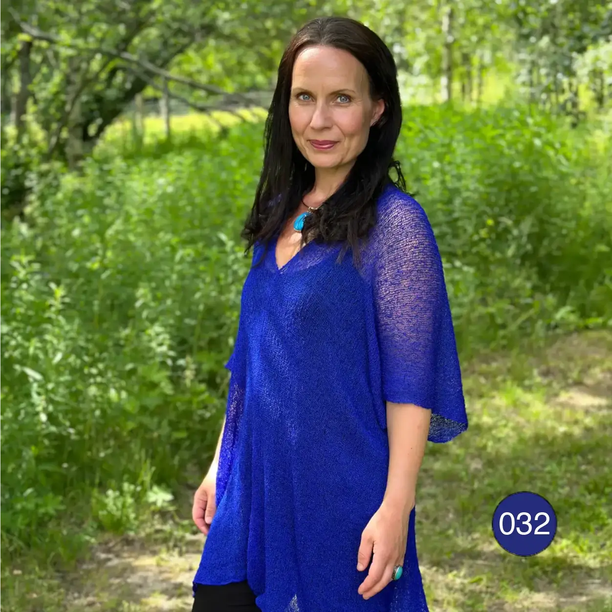 Idun Tunika - Finstickad oversized tunika i många färger | Ulla Jacobsson Kläder